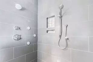 2219 Columbia St, Houston, TX 77008 - Photo 29