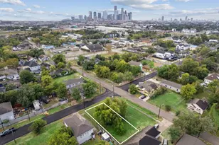 2603 Sumpter St, Houston, TX 77026 - Photo 7