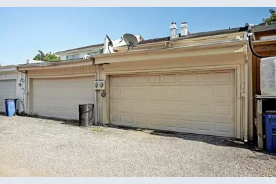 1807 Saxony Lane, Houston, TX 77058 - Photo 9