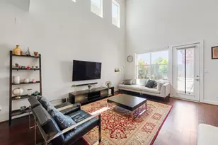 9516 Cedarpost Square St, Houston, TX 77055 - Photo 3