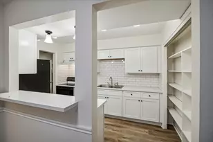 11540 Chimney Rock Rd, Houston, TX 77035 - Photo 5