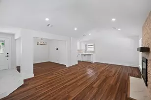 5302 Arbor Vitae Dr, Houston, TX 77092 - Photo 11