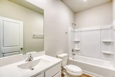 8206 Blooming Meadow Lane, Houston, TX 77016 - Photo 15