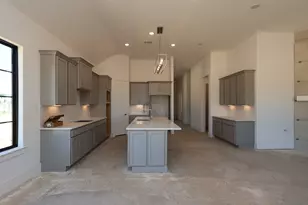 16582 Gaines Gln Ln, Montgomery, TX 77316 - Photo 3