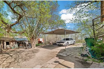42 S Old Spanish Trail, Uhland, TX 78640 - Photo 19