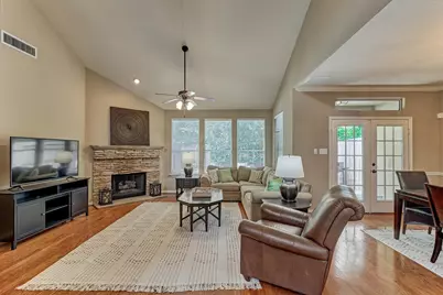 15 Cobble Gate Place, The Woodlands, TX 77381 - Photo 9