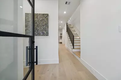 614 Eleanor Street, Houston, TX 77009 - Photo 5