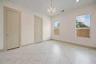 721 Doverside St, Houston, TX 77022 - Photo 15