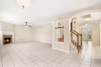 3422 Leila Oaks Court, Houston, TX 77082 - Photo 9