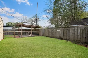 115 Marlin Ave, Galveston, TX 77550 - Photo 13