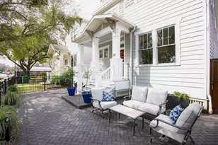 1111 Ashland St, Houston, TX 77008 - Photo 3