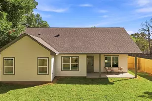 1013 E 26th St, Bryan, TX 77803 - Photo 21