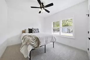 1013 E 26th St, Bryan, TX 77803 - Photo 15