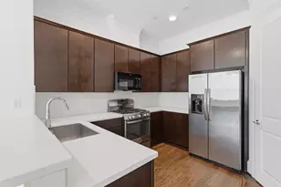 3302 Audley St, Houston, TX 77098 - Photo 3