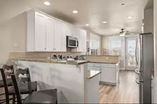 27010 Estuary Dr, Galveston, TX 77554 - Photo 11