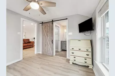 85 Bayou Vista Drive, Hitchcock, TX 77563 - Photo 11