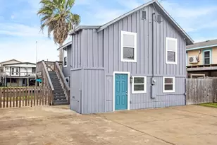 85 Bayou Vista Dr, Hitchcock, TX 77563 - Photo 3