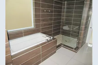 1900 Mason #D, Houston, TX 77006 - Photo 9