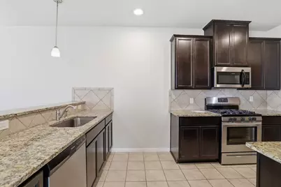 112 Camelot Place Court, Conroe, TX 77304 - Photo 13