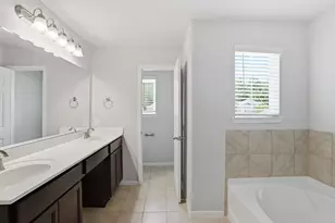 112 Camelot Pl Ct, Conroe, TX 77304 - Photo 35