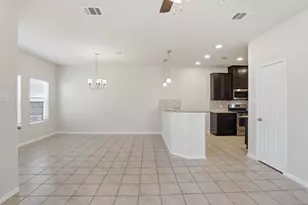 112 Camelot Pl Ct, Conroe, TX 77304 - Photo 17