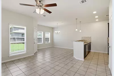 112 Camelot Place Court, Conroe, TX 77304 - Photo 11