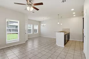 112 Camelot Pl Ct, Conroe, TX 77304 - Photo 11