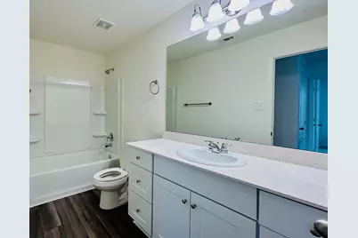 669 Amesbury Road, Conroe, TX 77316 - Photo 7