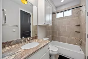 328 Bomar St, Houston, TX 77006 - Photo 7