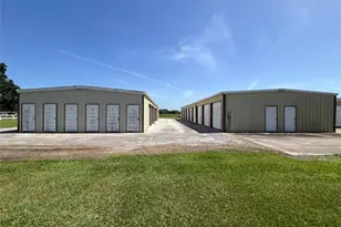 1515 N Mechanic St, El Campo, TX 77437 - Photo 11