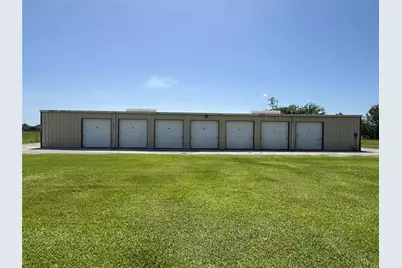 1515 N Mechanic Street, El Campo, TX 77437 - Photo 9