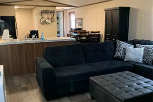 132 Squid Ln, Palacios, TX 77465 - Photo 5