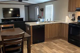 132 Squid Ln, Palacios, TX 77465 - Photo 7