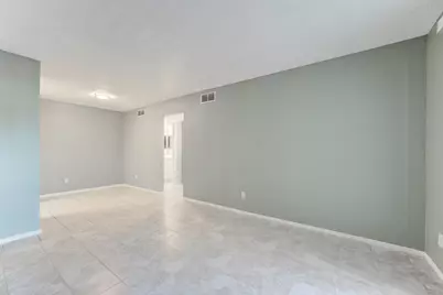 12615 Brookglade Circle #201, Houston, TX 77099 - Photo 9