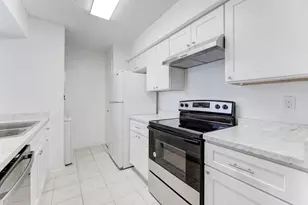 12615 Brookglade Cir, Houston, TX 77099 - Photo 13