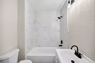 4918 Los Angeles St, Houston, TX 77026 - Photo 13