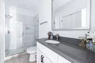 1721 Henderson St, Houston, TX 77007 - Photo 7