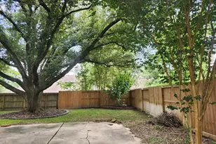 15819 Maple Manor Dr, Houston, TX 77095 - Photo 43