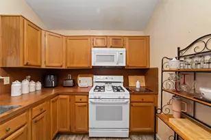 3060 High Plains Dr, Katy, TX 77449 - Photo 11