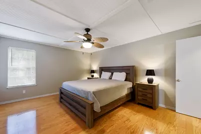 2824 S Logrun Circle, The Woodlands, TX 77380 - Photo 33