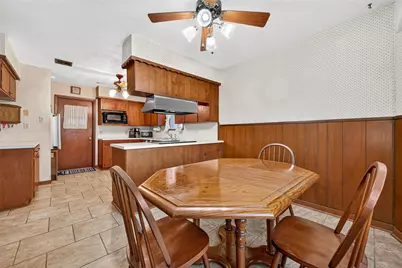 821 Bernard Avenue, Rosenberg, TX 77471 - Photo 7