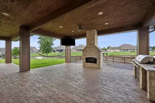 1215 Bourbon St, Bridge City, TX 77611 - Photo 23