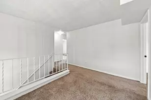 6910 Indian Falls Dr, Houston, TX 77489 - Photo 29