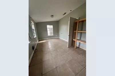 7933 Brays Street #B, Houston, TX 77012 - Photo 9