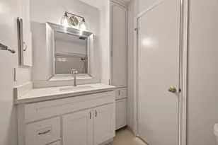 6404 Burgoyne Rd, Houston, TX 77057 - Photo 23