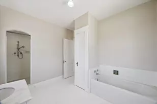3910 Ave R 1/2, Galveston, TX 77550 - Photo 25