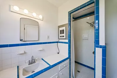 3910 Avenue R 1/2, Galveston, TX 77550 - Photo 17
