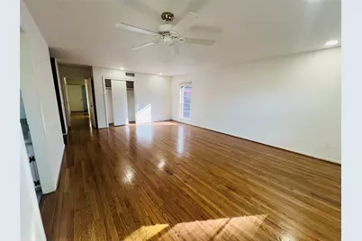 5511 Willowbend Boulevard, Houston, TX 77096 - Photo 9