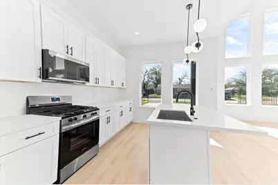 5903 Doolittle Boulevard #A, Houston, TX 77033 - Photo 5