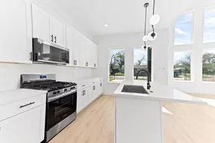 5903 Doolittle Blvd, Houston, TX 77033 - Photo 5